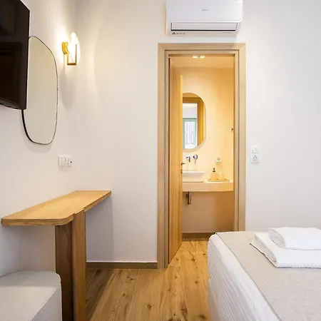 Cf Suite, Elegant Old Town Retreat, With Fortezza Views * Rethymno